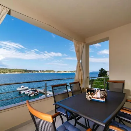 Oceanus Rab Town