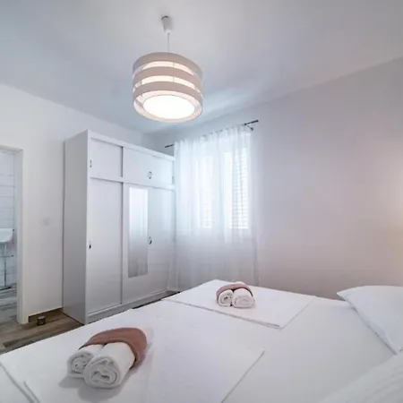 Apartment Oceanus