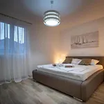 Oceanus Apartman