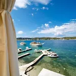 Oceanus Apartman